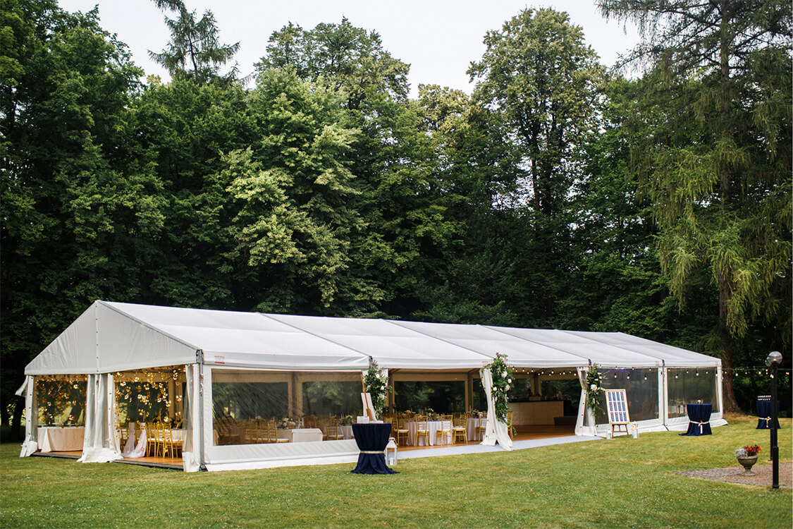 Gable end tent